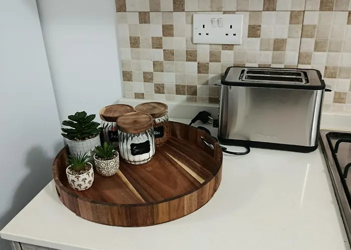 Spacious 2 Bedroom Apartment In Xghajra Close To Valletta Διαμέρισμα *