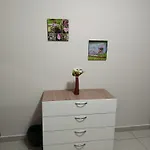 Lägenhet Spacious 2 Bedroom In Close To Valletta *