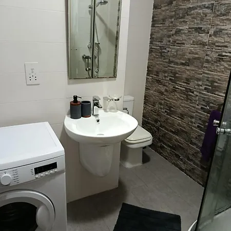 아파트 2 Bedroom In With Hot Tub Near The Sea Xghajra